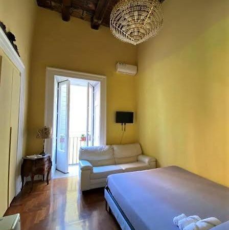 נאפולי Il Salotto B&B מראה חיצוני תמונה